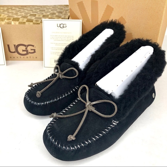 ❎SOLD UGG Alena Moccasin Black Slippers Sheepskin - Picture 2 of 8